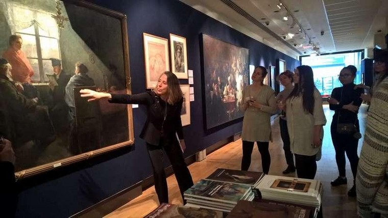 Cánh cổng tới thế giới nghệ thuật: Trò chuyện với Jane Hay, Giám đốc điều hành Christie’s Education ảnh 2