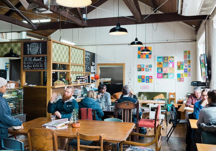 Những quán cà phê ngôn ngữ ký hiệu vòng quanh thế giới ảnh 4