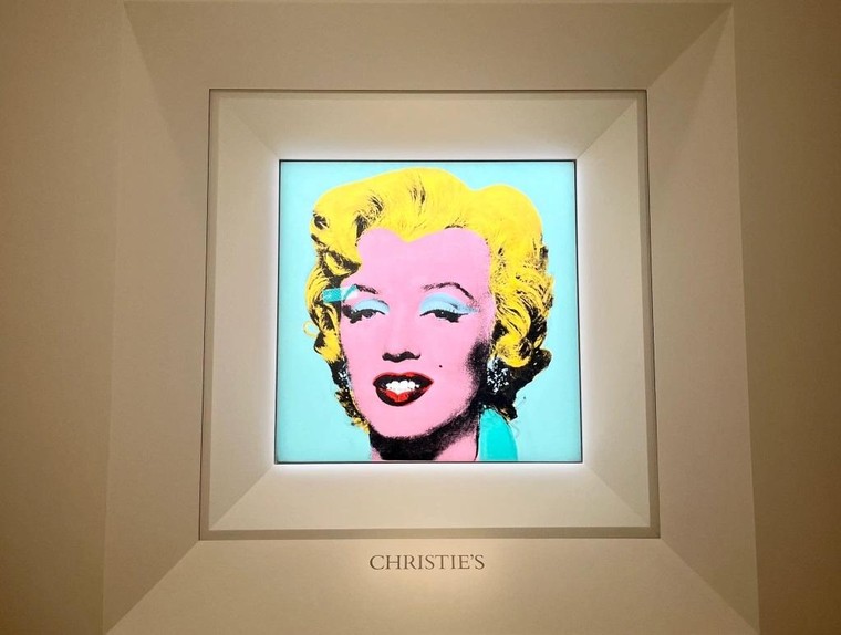 ‘Shot Sage Blue Marylin’ của Andy Warhol được kỳ vọng xác lập kỷ lục đấu giá ảnh 1