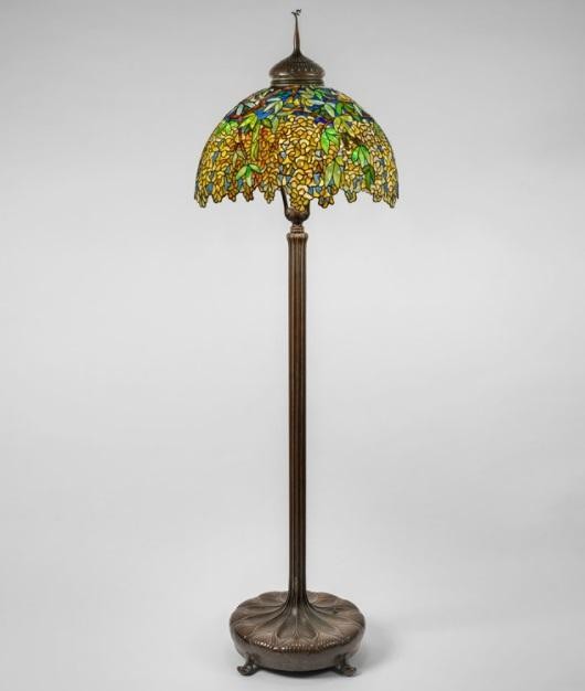 Hướng dẫn sưu tầm từ nhà Christie's: 10 điều cần biết về đèn Tiffany ảnh 2