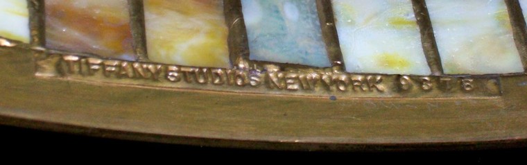 Hiểu về nghệ thuật của Tiffany: Chữ ký trên một cây đèn Tiffany nguyên bản có quan trọng? ảnh 5