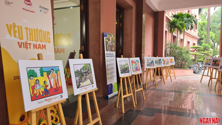 Trở về với Yêu thương ảnh 2