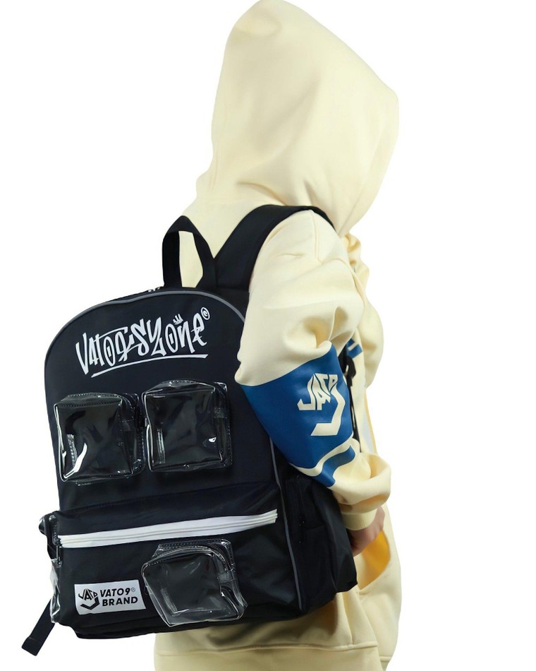 Khi thời trang được tạo nên bởi những 'nghệ sĩ' trên sân cỏ ảnh 13