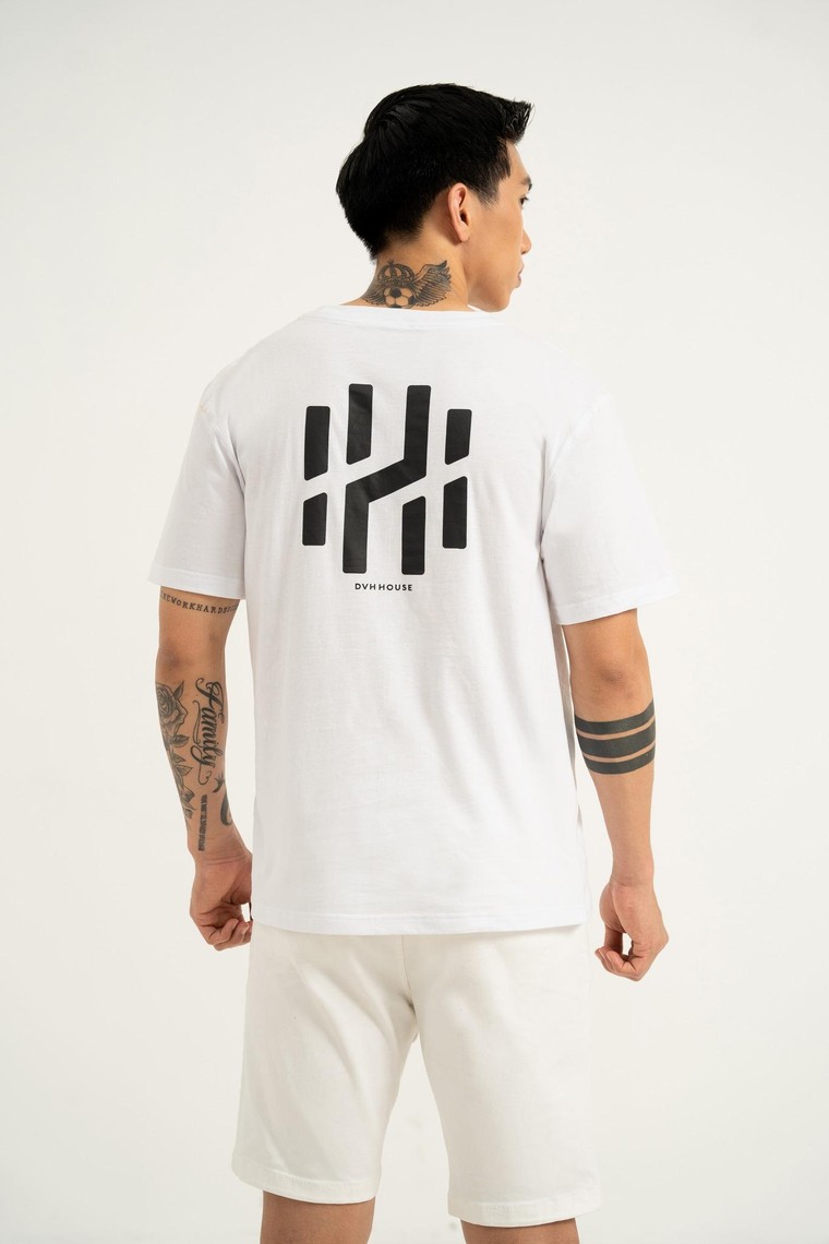 Khi thời trang được tạo nên bởi những 'nghệ sĩ' trên sân cỏ ảnh 31