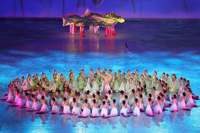 Khai mạc Đại hội thể thao Đông Nam Á qua ống kính phóng viên nước ngoài ảnh 9