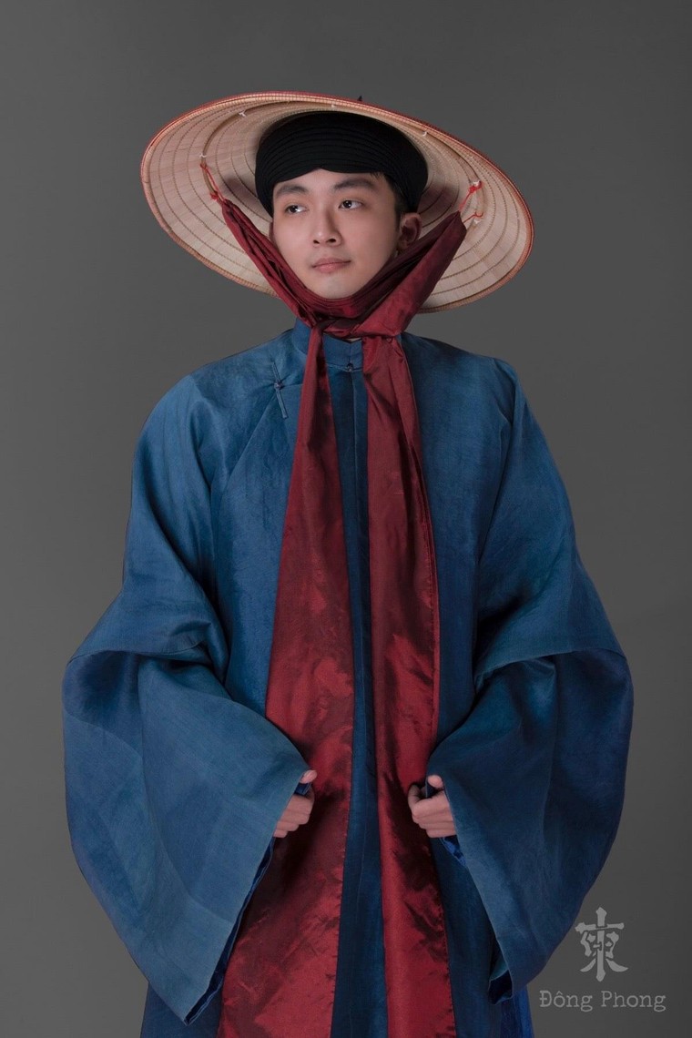 Diễu hành Việt cổ phục 'Bách hoa bộ hành' quanh hồ Gươm, Hà Nội ảnh 4