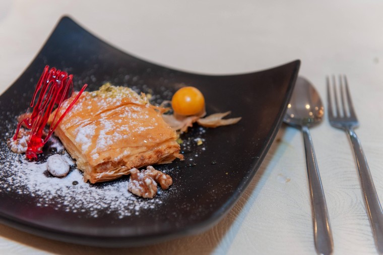 Đại sứ quán Azerbaijan chúc mừng các cơ quan báo chí nhân Ngày Báo chí Cách mạng Việt Nam ảnh 7