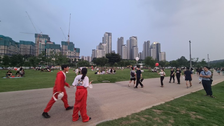 Văn hóa ăn mì sông Hàn của người Seoul ảnh 13