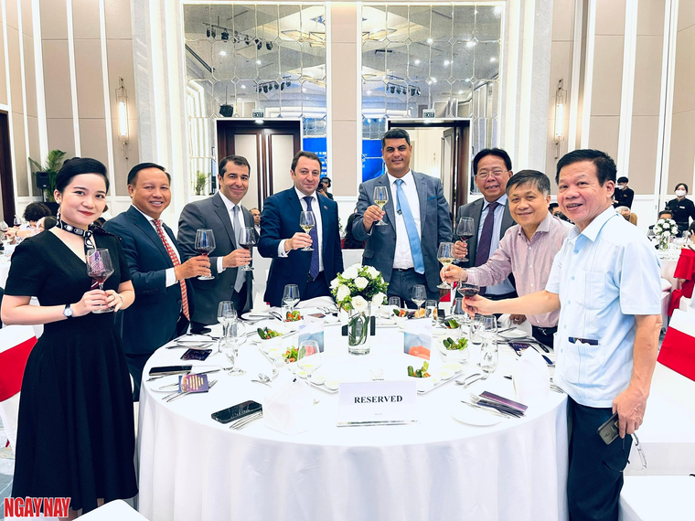 30 năm quan hệ Việt Nam-Azerbaijan: Thân tình và bền chặt ảnh 4