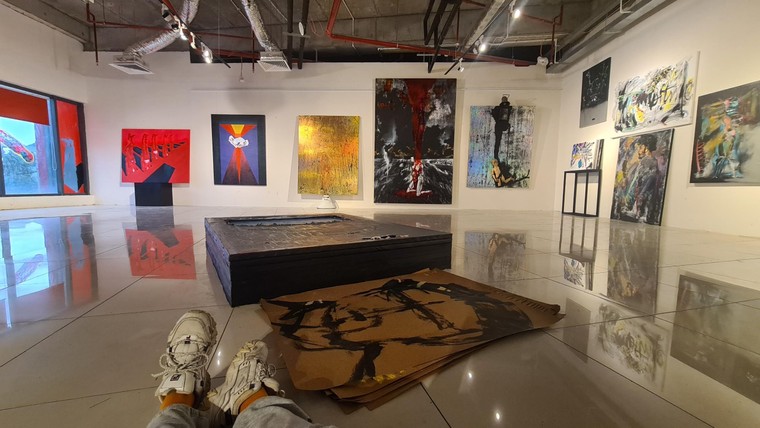 Triển lãm tháng 8: 'Lời mời gọi mùa hè' ảnh 8