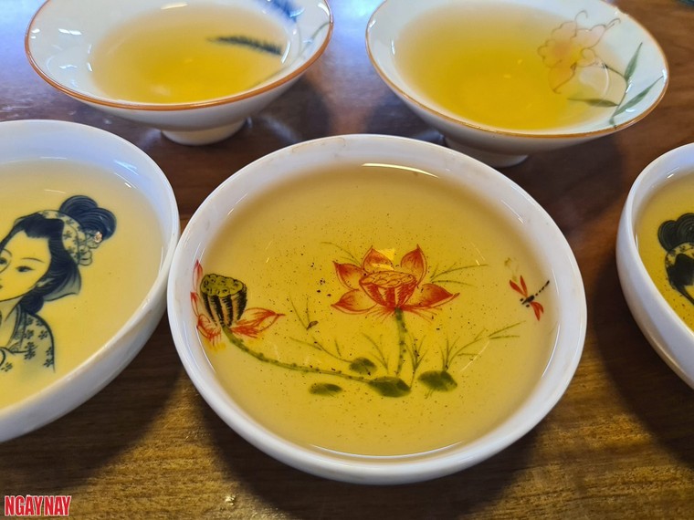 Hương trà thoáng trong mây ảnh 8