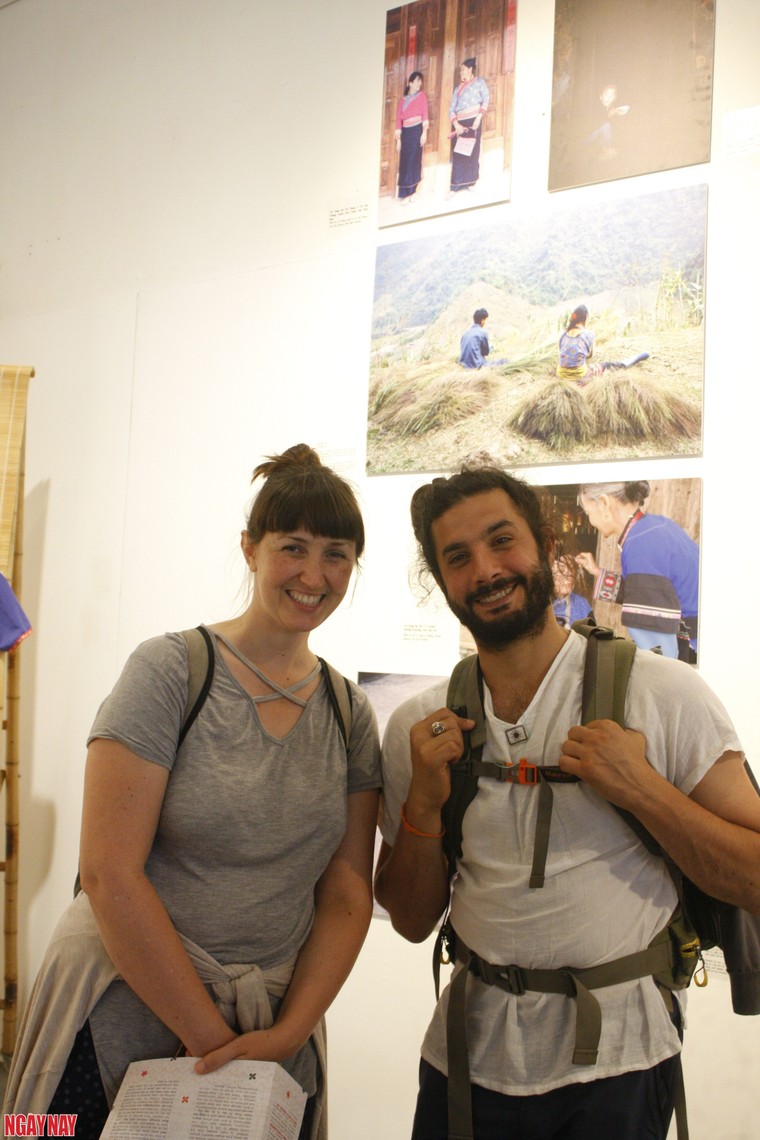 Triển lãm 'Dám sống một cuộc đời rực rỡ': bản phác thảo đầu tiên về hành trình văn hóa và tình người ảnh 12