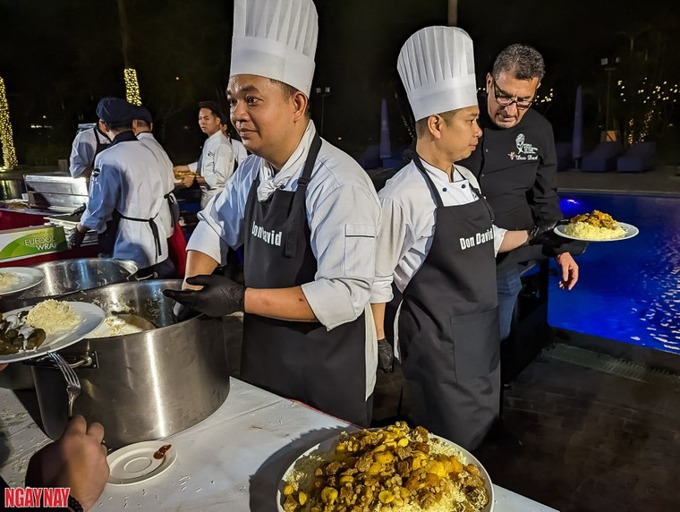 Rực rỡ Lễ hội mùa xuân Norvuz tại Hà Nội ảnh 6