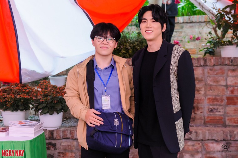 Phỏng vấn độc quyền ca sĩ Isaac Hong: Tôi hy vọng đóng góp của mình mang tới sự cộng hưởng tích cực ảnh 7