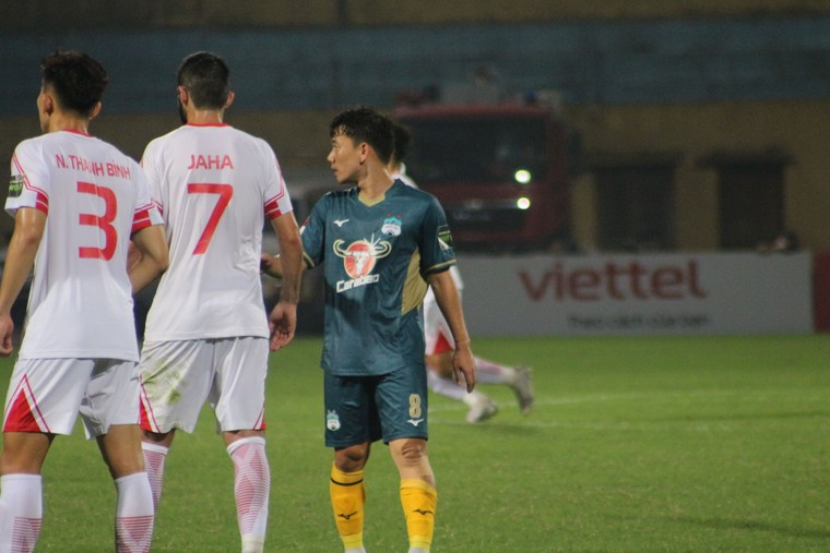 Cơn mưa bàn thắng tại sân vận động Hàng Đẫy ảnh 6