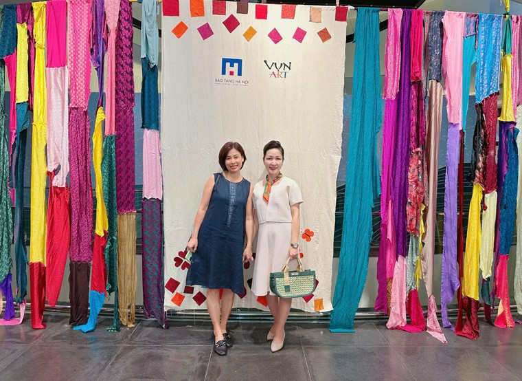 Khai mạc Triển lãm "Những mảnh vụn" tại Bảo tàng Hà Nội ảnh 1