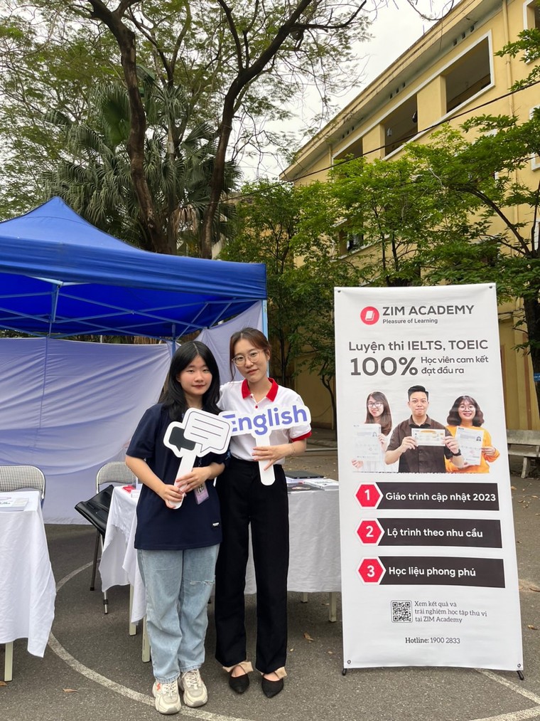 Đặt chân lên chuyến "Phiêu lưu văn hóa" cùng E-Fiesta tại trường Đại học Kinh tế quốc dân ảnh 4