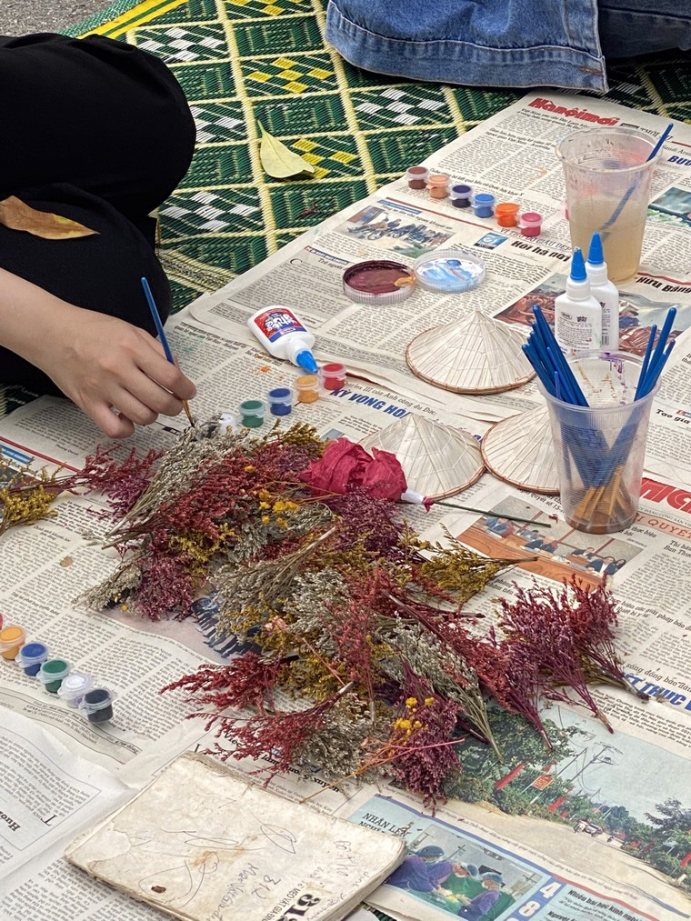 Đặt chân lên chuyến "Phiêu lưu văn hóa" cùng E-Fiesta tại trường Đại học Kinh tế quốc dân ảnh 7