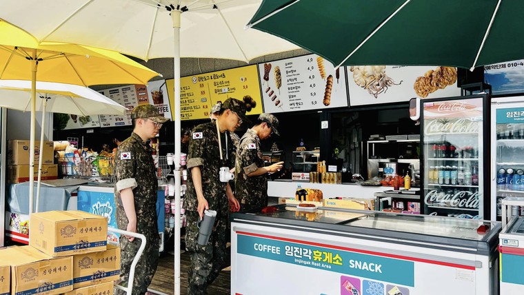 Khu Phi quân sự Hàn - Triều: Khát vọng hòa bình sau rào thép gai ảnh 5