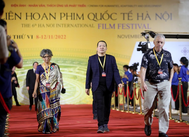 Bộ phim kinh dị Việt "Đồi hành xác" sẽ phát hành tại 32 quốc gia và tham dự 3 liên hoan phim lớn ảnh 2