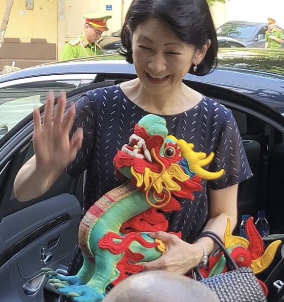 Công nương Nhật Bản Kiko đến thăm quán cà phê ngôn ngữ ký hiệu KymViet Space tại Hà Nội ảnh 1