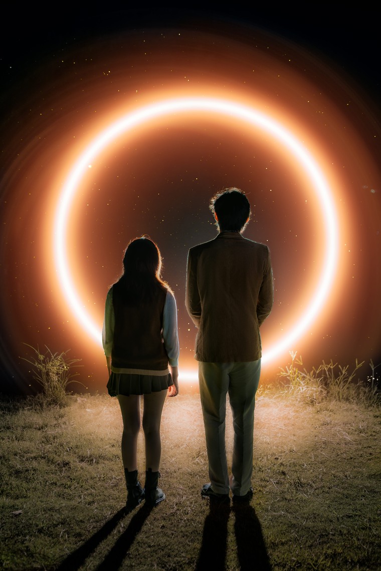 Sức sáng tạo và nhiệt huyết của sinh viên trường Báo qua bộ ảnh "Illumination" ảnh 1