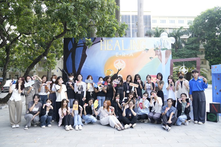 Khám phá Photobooth của K43 Học viện Báo chí và Tuyên truyền ảnh 3