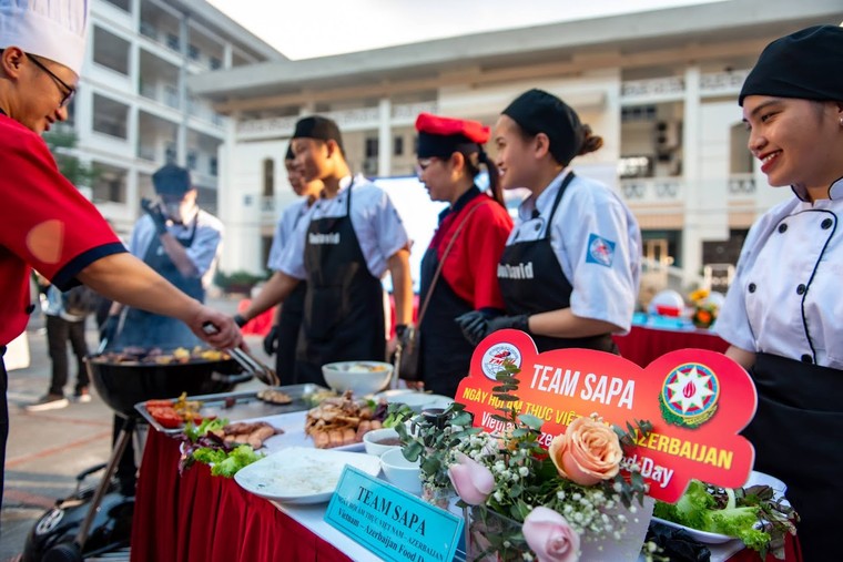 Tưng bừng ngày hội Ẩm thực Việt Nam – Azerbaijan năm 2023 ảnh 14