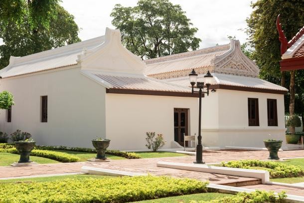 Cung điện Hoàng gia Phra Racha Wang Derm - viên ngọc di sản ẩn giấu của Thái Lan ảnh 11