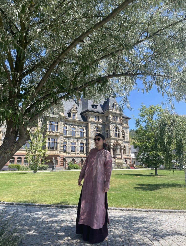 Khoác lên mình Việt phục có nhất thiết phải mang trọng trách quảng bá văn hóa? ảnh 6