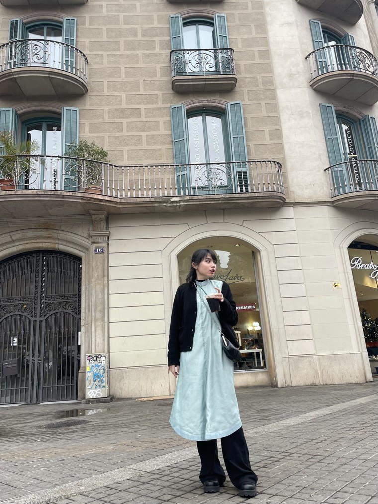 Khoác lên mình Việt phục có nhất thiết phải mang trọng trách quảng bá văn hóa? ảnh 1