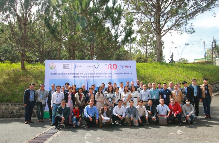 TS. Bùi Việt Hà: Tôi muốn trở thành người dẫn dắt thế hệ tương lai tiến bước vào kỷ nguyên số ảnh 2