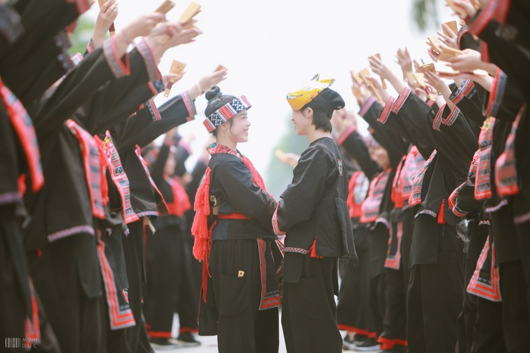 Huyền sử dân tộc Dao thể hiện trong điệu múa yosakoi Nhật Bản ảnh 3