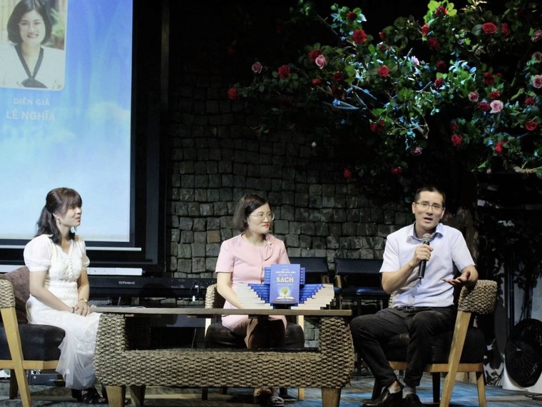 Ra mắt cuốn sách “Muốn chuyển hóa sâu bắt đầu từ sách” của tác giả Lê Nghĩa ảnh 2