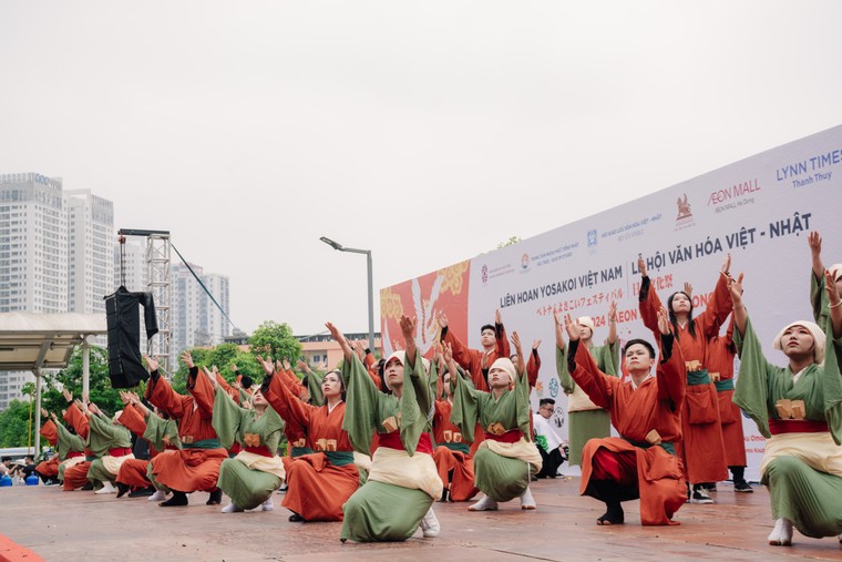 Yosakoi và vũ điệu cầu mưa "Thiên Linh Diệm Vũ" ảnh 3