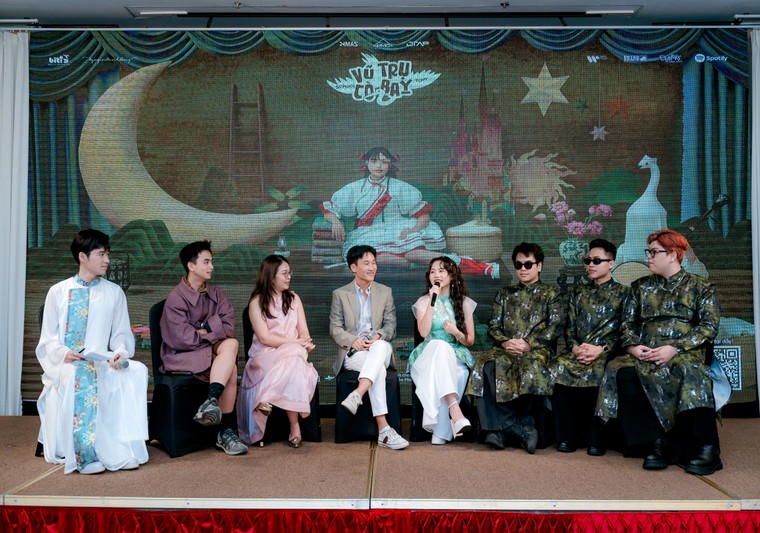 School Tour “Vũ Trụ Cò Bay’ của Phương Mỹ Chi: Truyền tải giá trị văn hoá truyền thống của ba miền Bắc - Trung - Nam ảnh 1