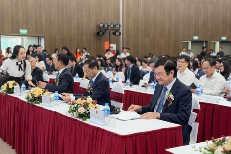 Phó Thủ tướng, Bộ trưởng Ngoại giao Bùi Thanh Sơn tham dự Lễ Kỷ niệm 10 năm thành lập trường Đại học Việt Nhật ảnh 3