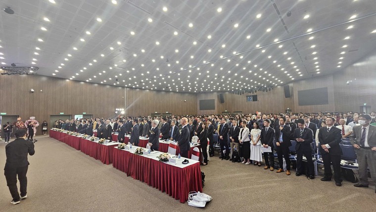 Phó Thủ tướng, Bộ trưởng Ngoại giao Bùi Thanh Sơn tham dự Lễ Kỷ niệm 10 năm thành lập trường Đại học Việt Nhật ảnh 6