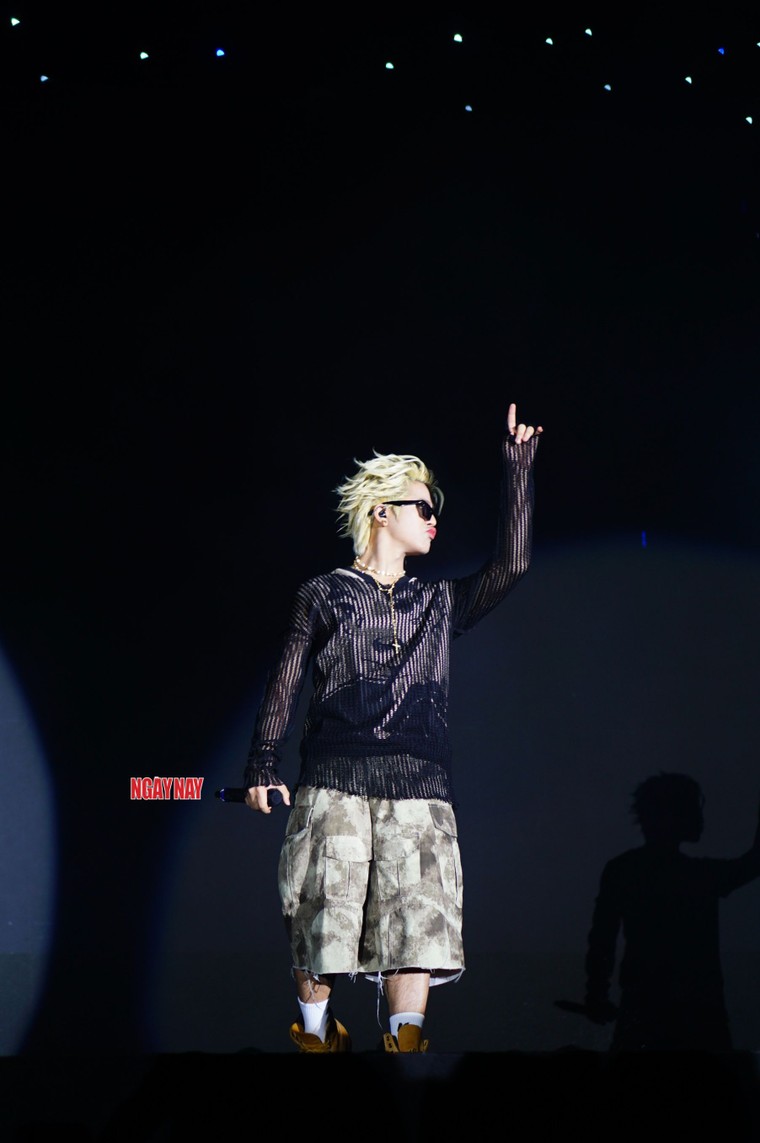 Bữa tiệc âm nhạc kỷ niệm 10 năm trường Đại học Việt Nhật cùng các nghệ sĩ từ "Anh Trai Say Hi" ảnh 11