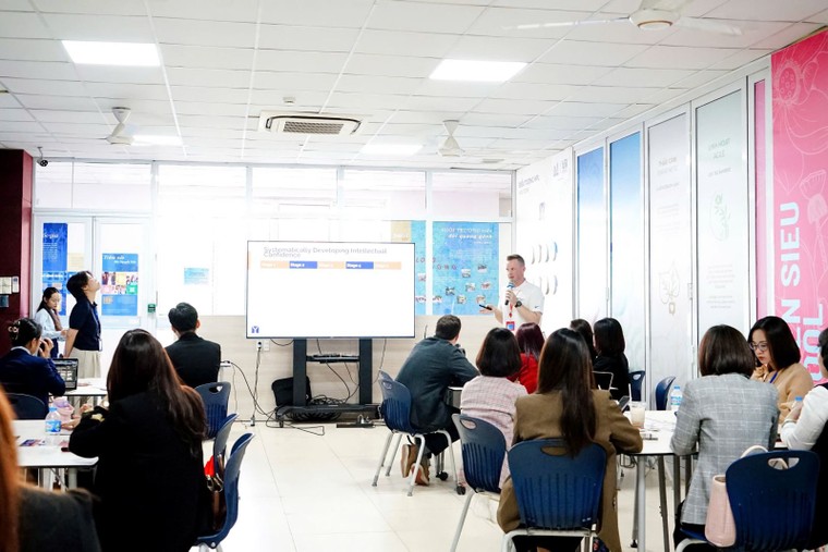 Diễn đàn Redefined 2024: Bàn về thành công trong giáo dục hiện đại ảnh 7