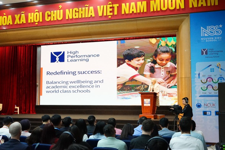 Diễn đàn Redefined 2024: Bàn về thành công trong giáo dục hiện đại ảnh 11