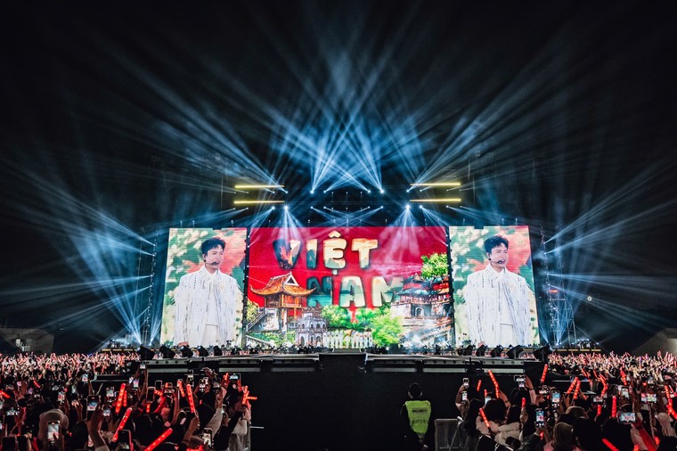 Anh Trai "Say Hi" Hà Nội đêm diễn 3, 4 chứng minh sức hút mạnh mẽ của sản phẩm văn hóa 100% Make in Việt Nam ảnh 11