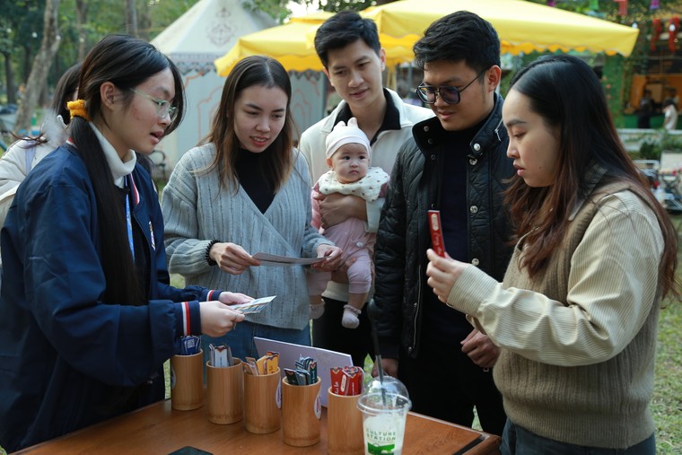 "Long Thành Di Tác": Đánh thức di sản mỹ thuật, điêu khắc thời Lý - Trần tại Hoàng thành Thăng Long ảnh 3