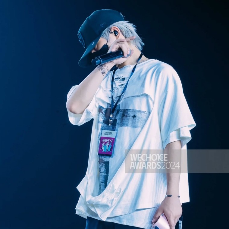 Nghệ sĩ RHYDER trở thành Nhân vật truyền cảm hứng trẻ tuổi nhất tại Wechoice Awards 2024 ảnh 3