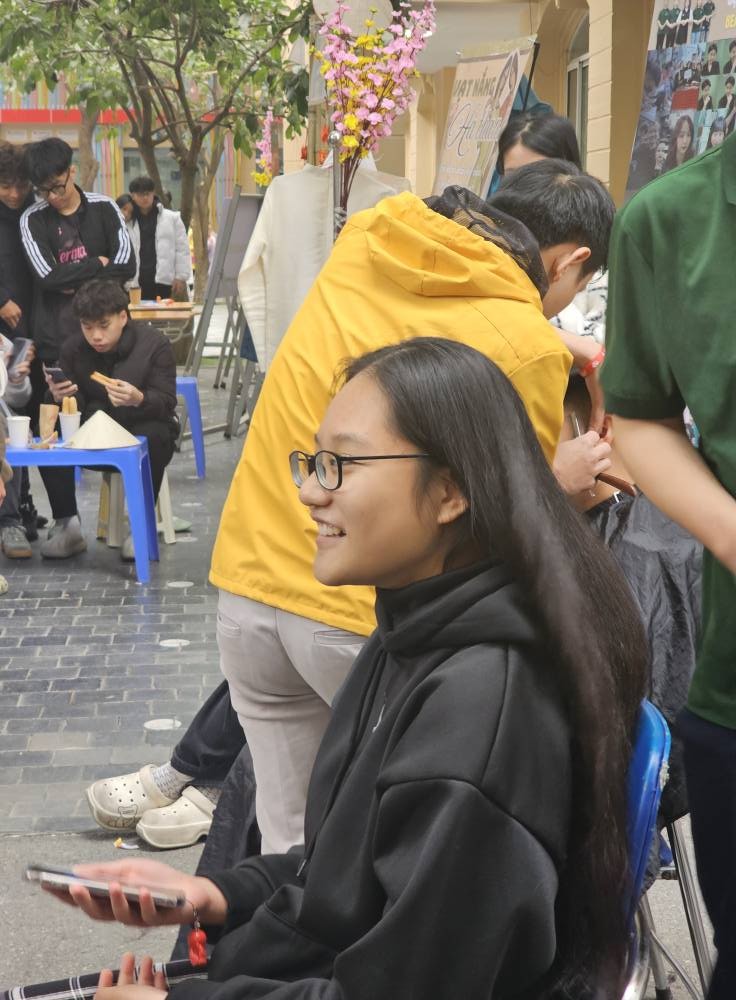 Lan tỏa yêu thương qua “Sự sáng tạo không lời” tại Ngày hội Ấm áp mùa Xuân Nguyễn Siêu ảnh 4