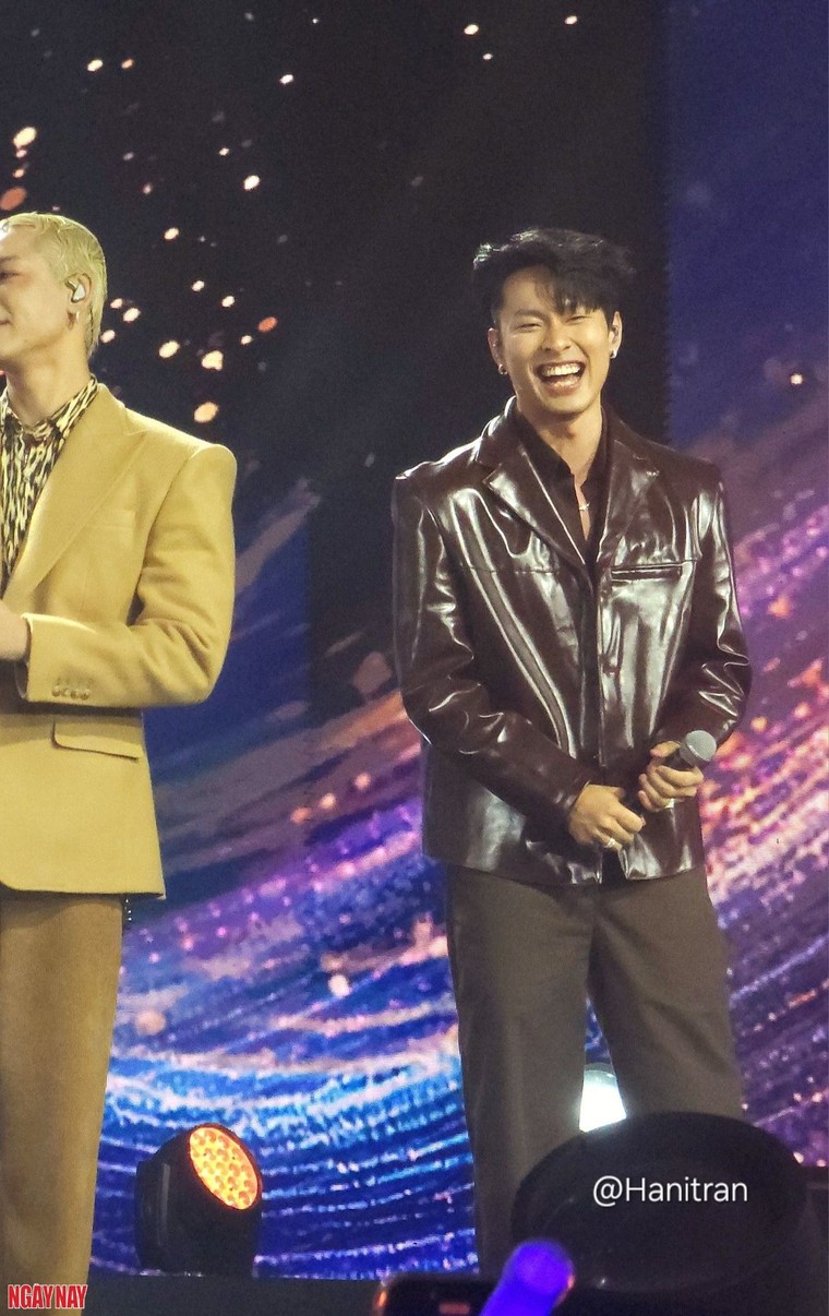 Phóng sự ảnh "Sóng 2025” – Sân khấu rực rỡ chuẩn bị cho đêm Giao thừa Tết Nguyên Đán ảnh 6