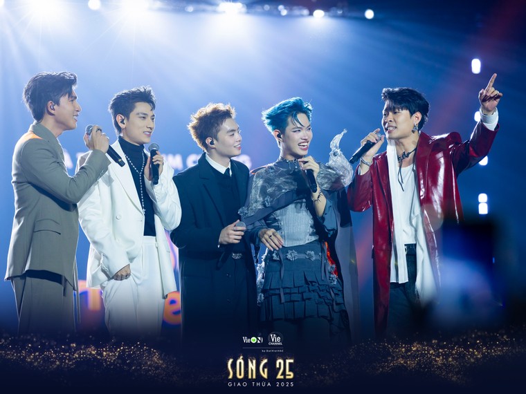 Negav mang đến cho người hâm mộ bữa tiệc âm nhạc rộn ràng đêm Giao thừa, Embes đón Tết đầy ý nghĩa ảnh 8