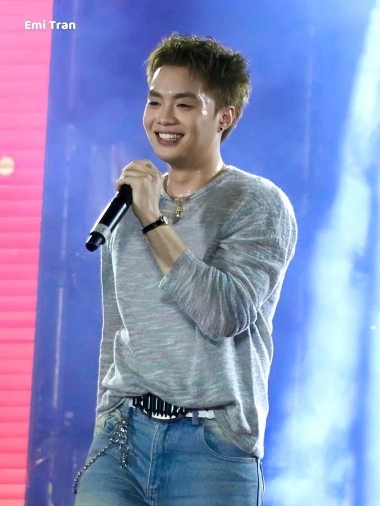 Negav mang đến cho người hâm mộ bữa tiệc âm nhạc rộn ràng đêm Giao thừa, Embes đón Tết đầy ý nghĩa ảnh 2