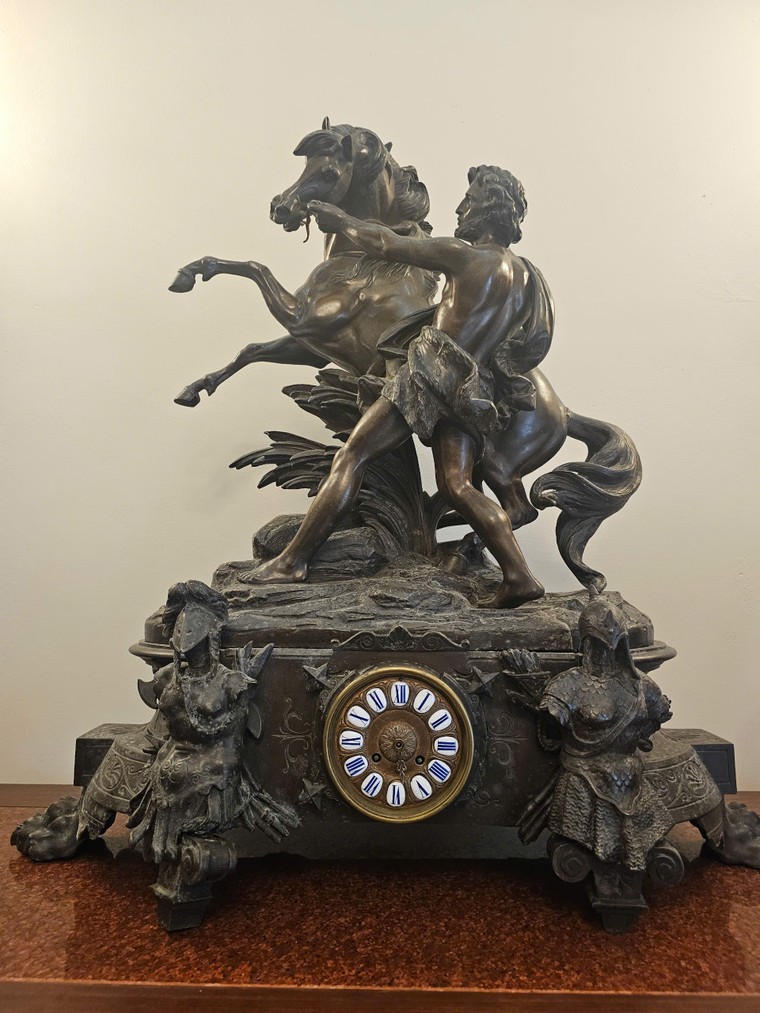 Bảo tàng Nghệ thuật Kính màu: Giấc mơ vượt thời gian của một người kể chuyện ảnh 9