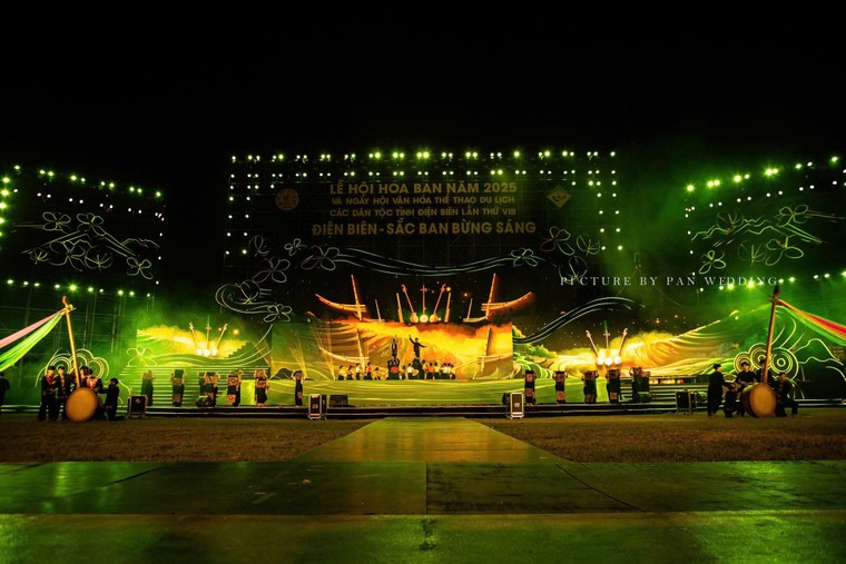 Điện Biên rực rỡ chào đón Lễ hội Hoa Ban 2025: Tôn vinh bản sắc văn hóa dân tộc ảnh 8